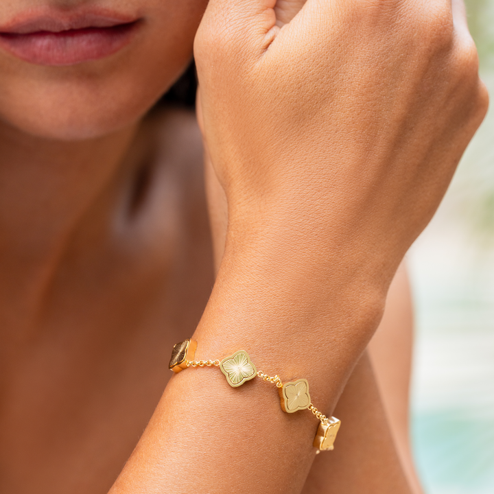 CLOVER Gold Bracelet