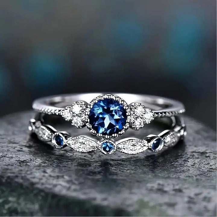 Avelisse Moraziel Gold Ring Set