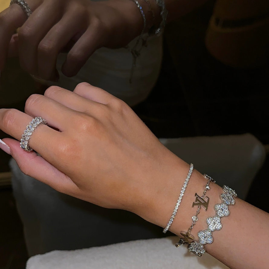 CLOVER | Cuff Bracelet
