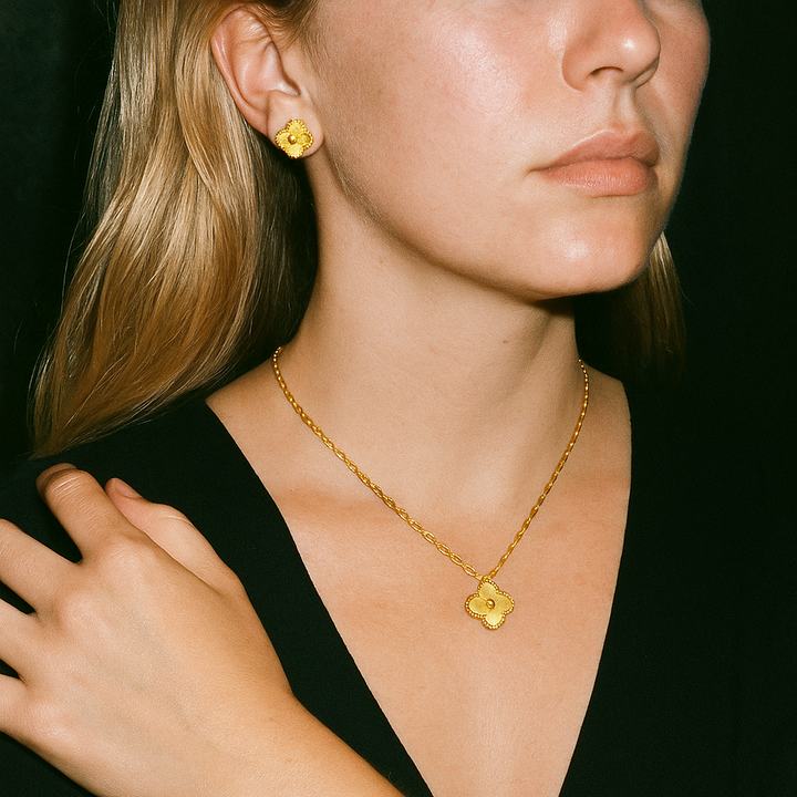 CLOVER Earrings