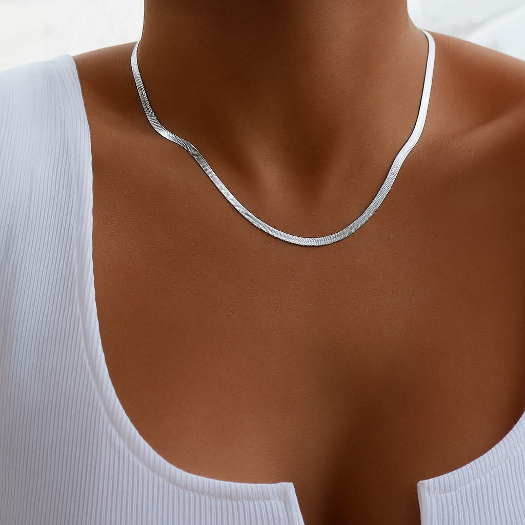 CHELSEA Classic Necklace