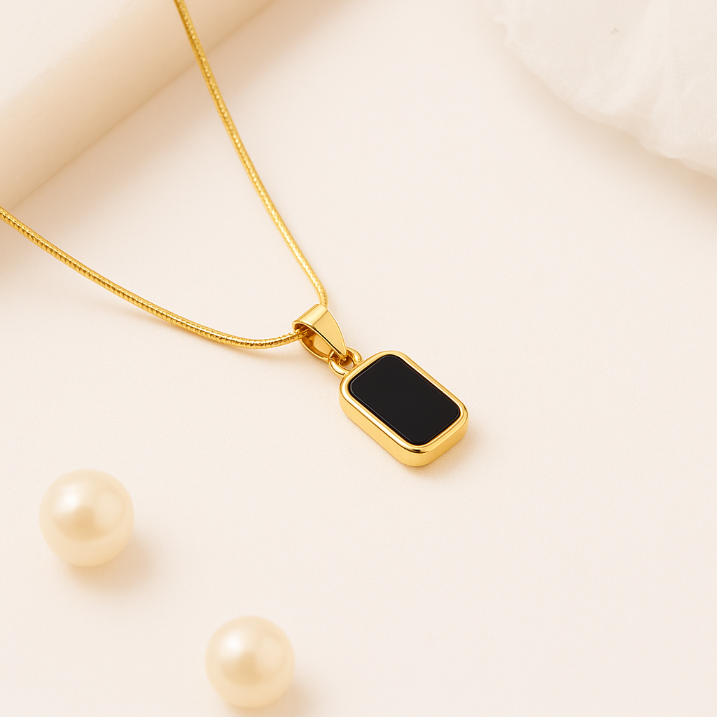 NOIR Black Necklace
