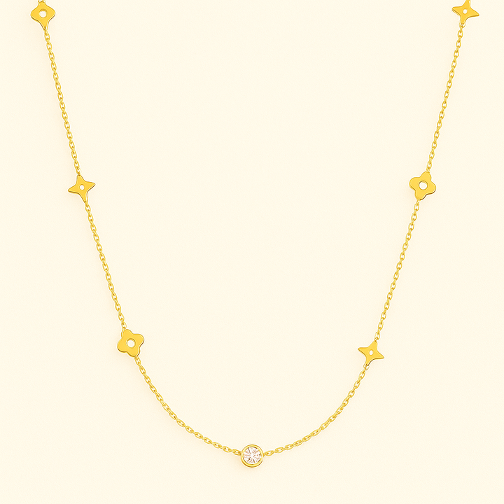 CARRIE Golden Clover Necklace
