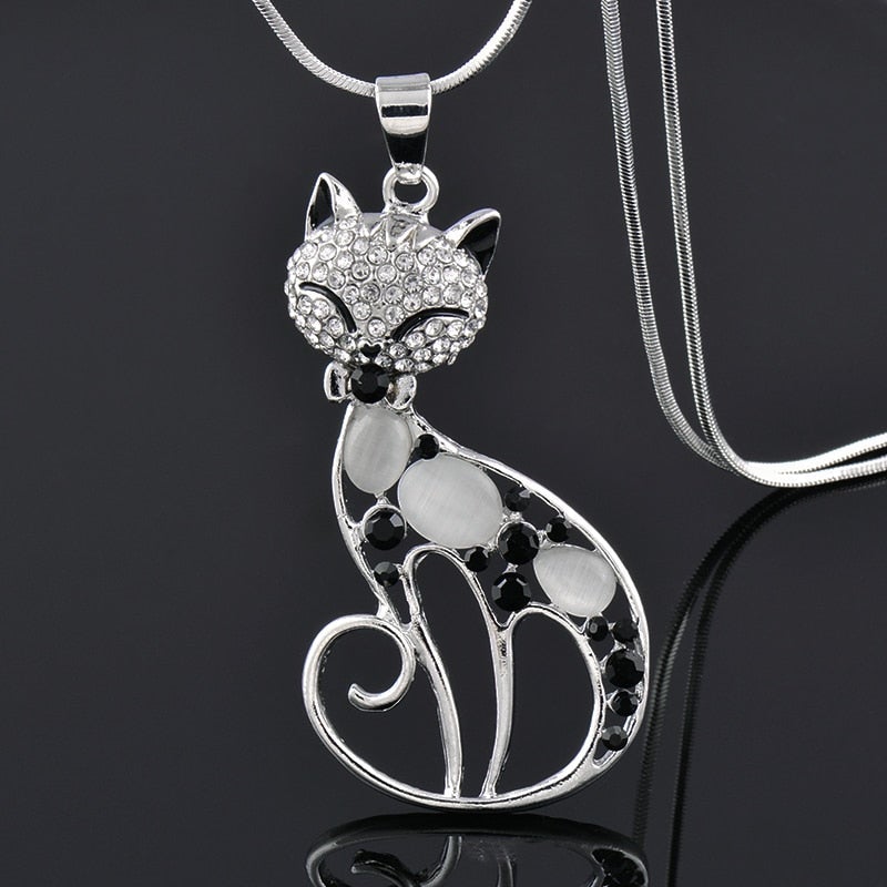 Loving Cat Necklace in Sterling Silver