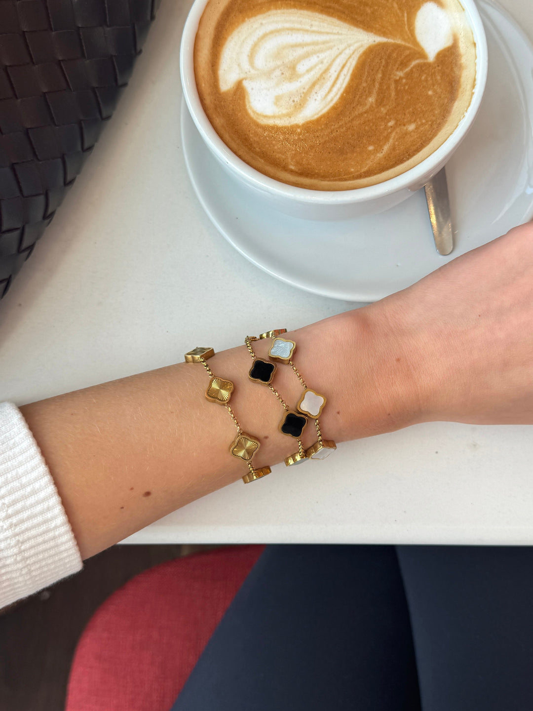 CLOVER Gold Bracelet