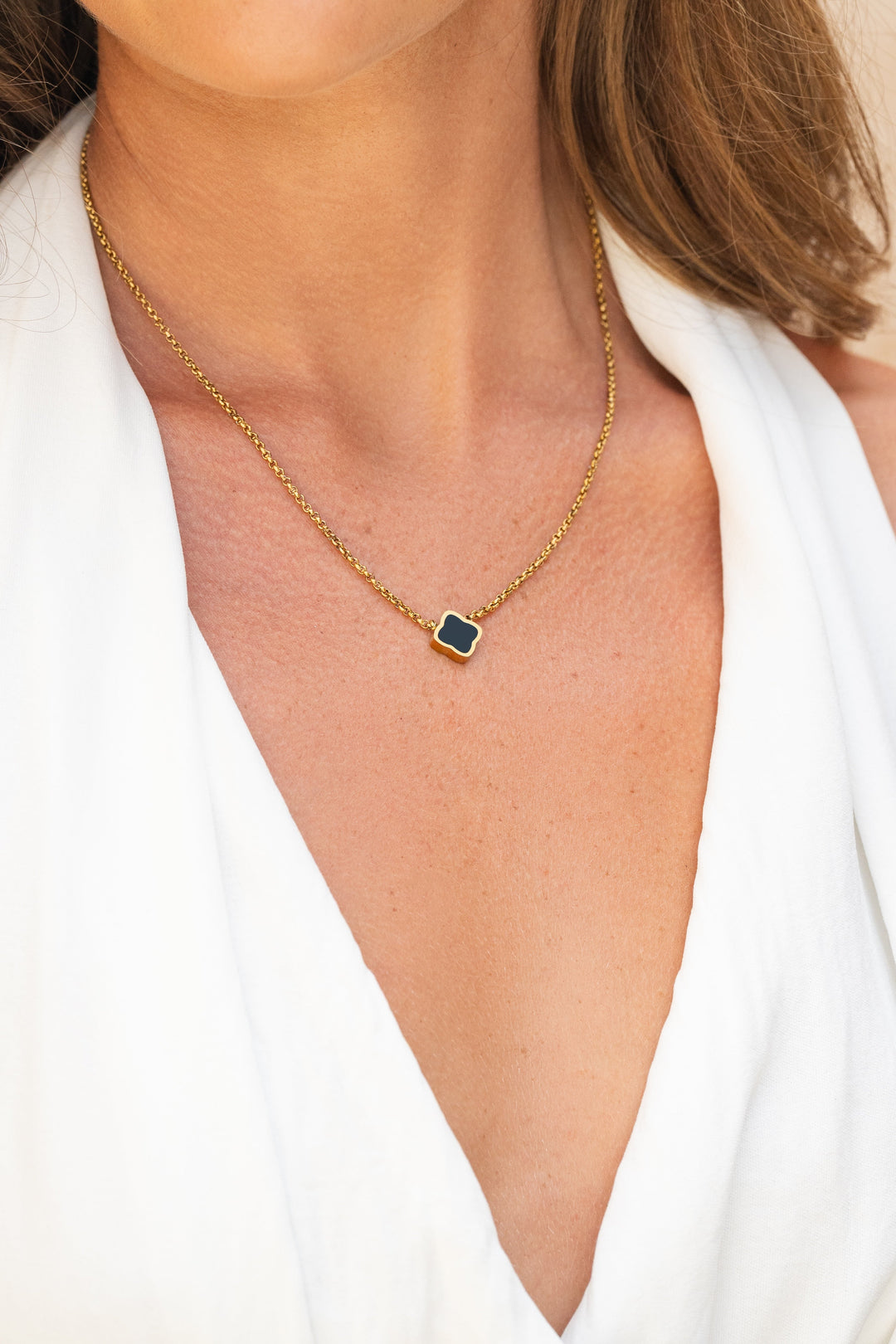 CLOVER Elegant Necklace