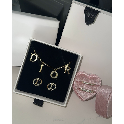 CANNES Golden Letter Chain
