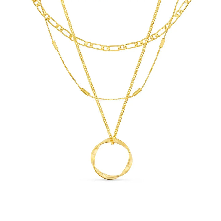 Elegant Gold Open Circle Necklace