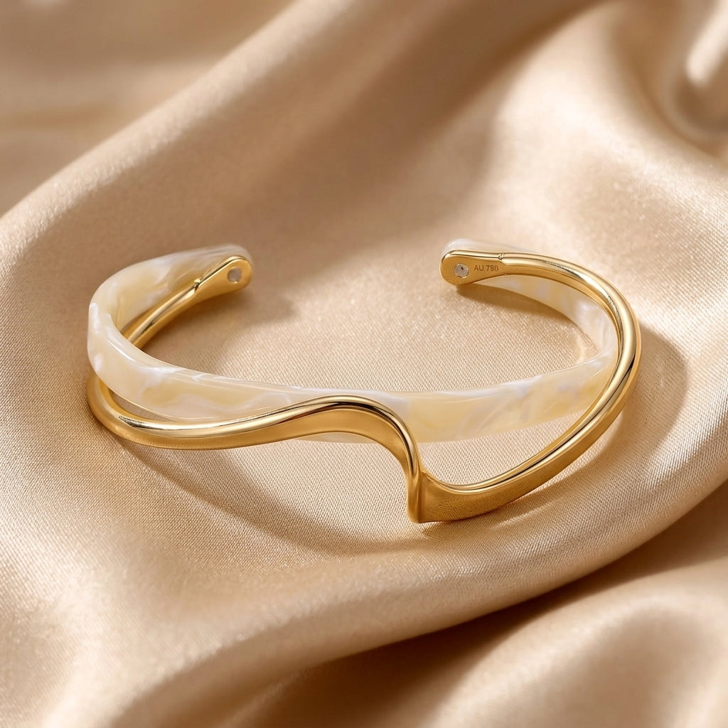 Soft Glow Opal Gold Bracelet