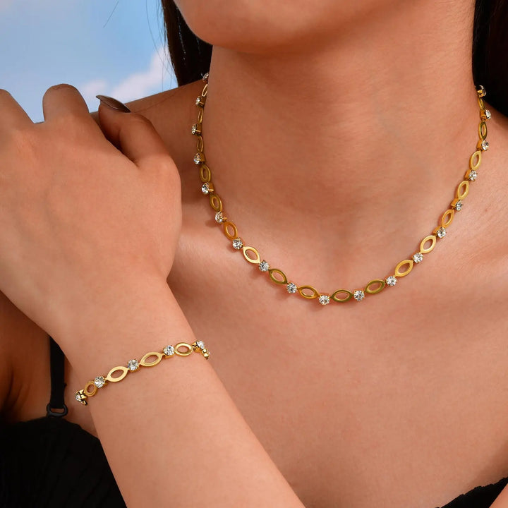 Exclusive Oval Zirconia Link Set