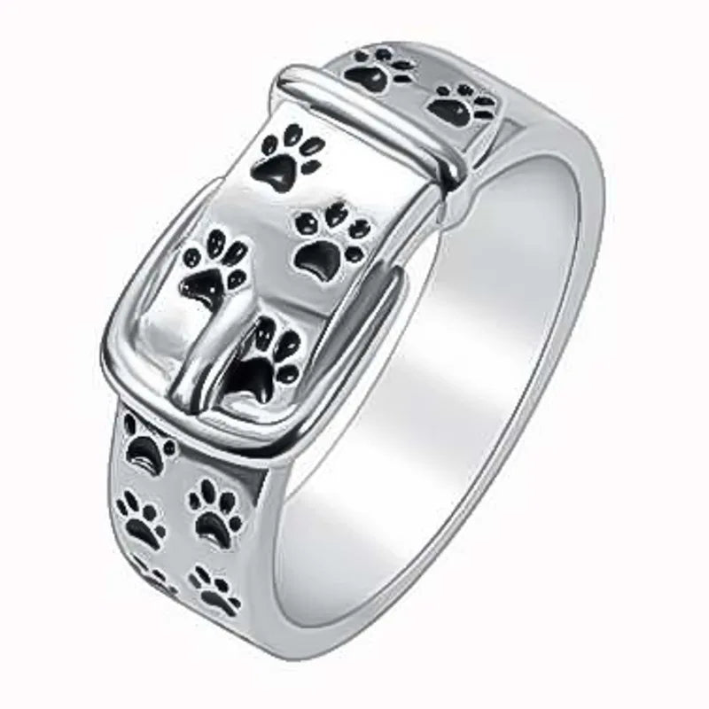 Charming and elegant dog-inspired necklace ring