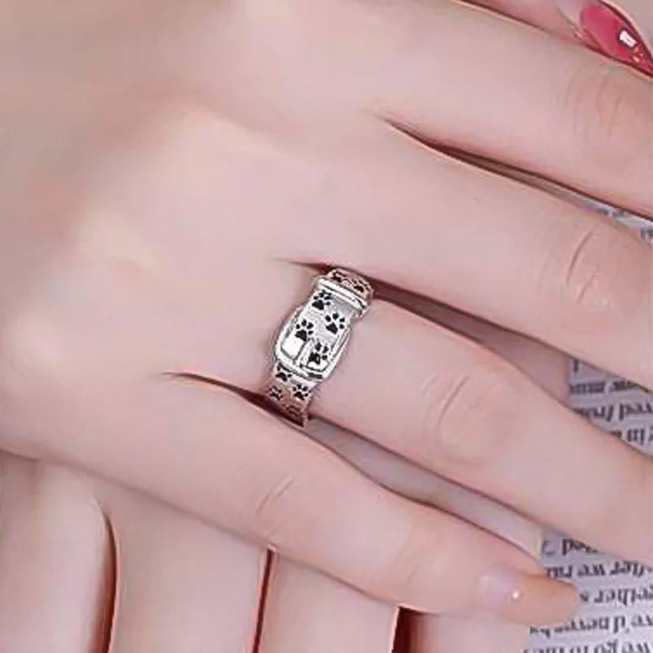 Charming and elegant dog-inspired necklace ring