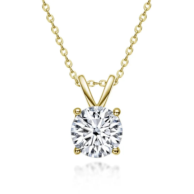 Exclusive necklace in sterling silver with moissanite diamonds