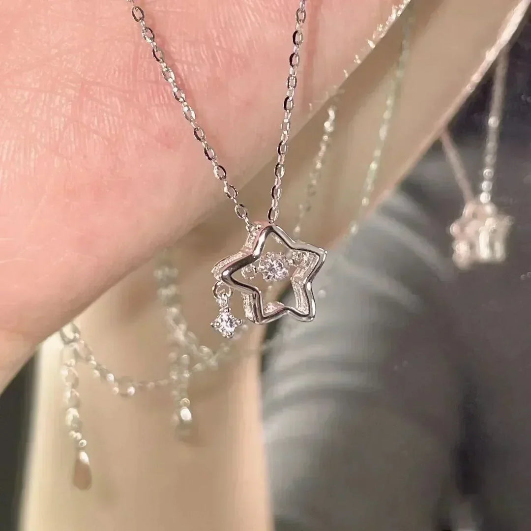 Chic Metal Pleated Flower Pendant Necklace