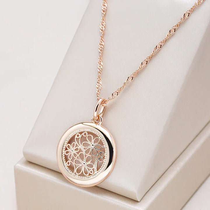 Elegant Rose Gold Boho Flower Necklace