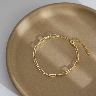 MAUI Gold Paperclip Bracelet