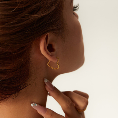 MIJNTJE Heart Earrings