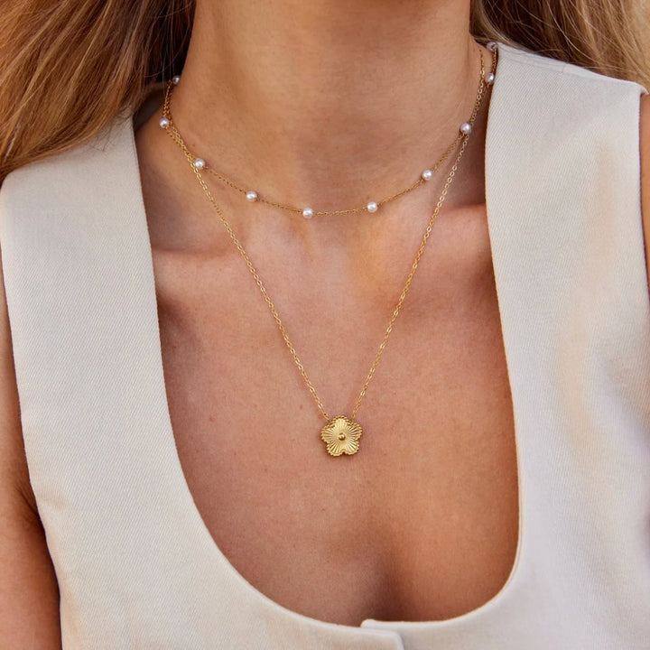 Pearl-studded Chain Necklace